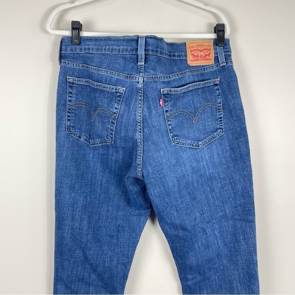 Levis Boyfriend Jeans Women 32 Distressed Mid Rise Medium Wash Pants Denim - Picture 4 of 7